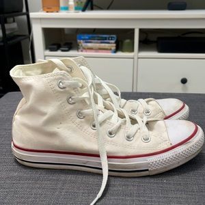 White High Top Converse Size 8 (Women’s)
